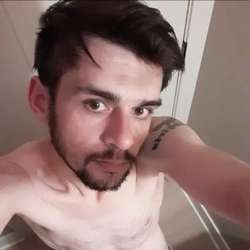 Albert03's Chat & Dating Profile