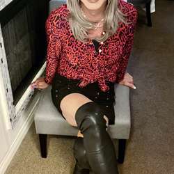 AmandaAmore69's Chat & Dating Profile