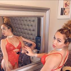 AmandaTG's Chat & Dating Profile
