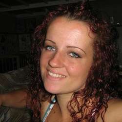Angela's Chat & Dating Profile