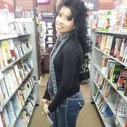 Angie1990's Chat & Dating Profile