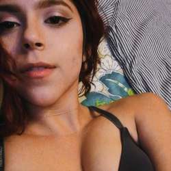 Ariyadv01's Chat & Dating Profile
