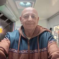 Barry1234's Chat & Dating Profile