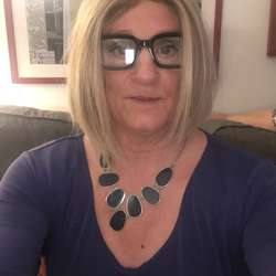 Brie's Chat & Dating Profile