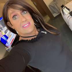 BrittneyJessica's Chat & Dating Profile