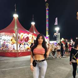 CarlaMariana's Chat & Dating Profile