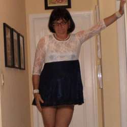 CarynCDPB's Chat & Dating Profile