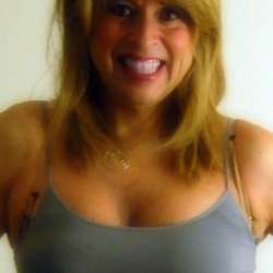 Cecy's Chat & Dating Profile