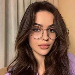 Cerenyenii's Chat & Dating Profile