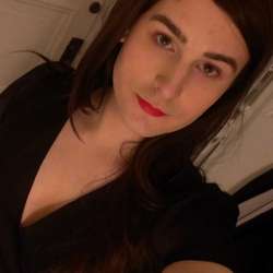 Claris's Chat & Dating Profile