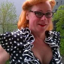 CorinnaTS's Chat & Dating Profile
