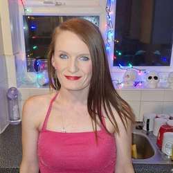Dannibabe's Chat & Dating Profile