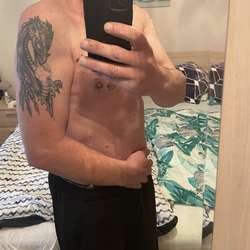 Dedi09's Chat & Dating Profile