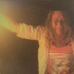 Deeanne74's Chat & Dating Profile