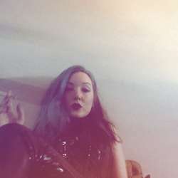 Domina's Chat & Dating Profile