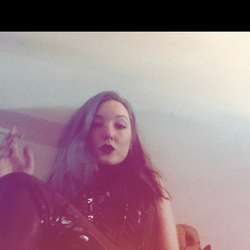 DommeElizabeth's Chat & Dating Profile