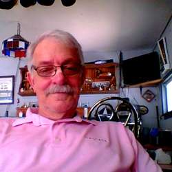Doogie676869's Chat & Dating Profile