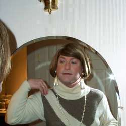EdwinaBoston's Chat & Dating Profile