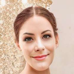 Elizabeth's Chat & Dating Profile