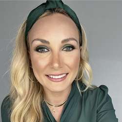 Ellenw12's Chat & Dating Profile