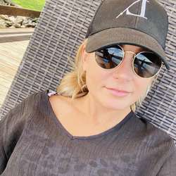 Ellenwalls90's Chat & Dating Profile