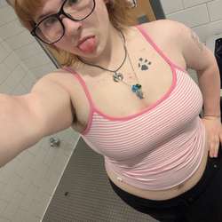 Femalenb's Chat & Dating Profile