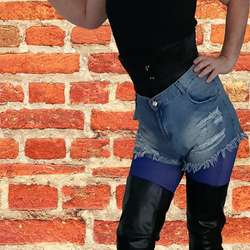 Freyja32's Chat & Dating Profile