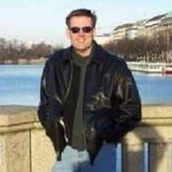 Froidlit's Chat & Dating Profile
