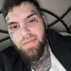 Frsttmer's Chat & Dating Profile