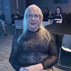 HannaOlsen's Chat & Dating Profile