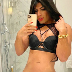 Helena's Chat & Dating Profile