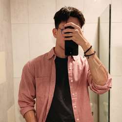 Henryyang's Chat & Dating Profile