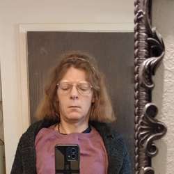 Hoepe's Chat & Dating Profile