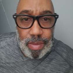 Hotmystic's Chat & Dating Profile