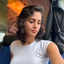 Isabella1234's Chat & Dating Profile