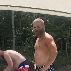 Jameshuntington's Chat & Dating Profile