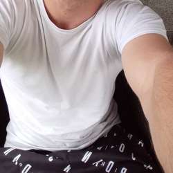 Jay933's Chat & Dating Profile
