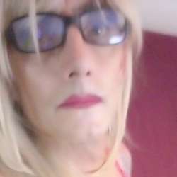Karaswift's Chat & Dating Profile