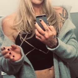 Kasey's Chat & Dating Profile