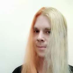 Katiekooleyes's Chat & Dating Profile