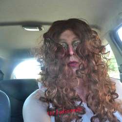 Lagrande's Chat & Dating Profile