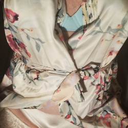 LeslieLingerie's Chat & Dating Profile