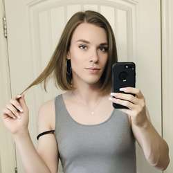 LilLauren's Chat & Dating Profile
