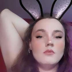 Livialuv's Chat & Dating Profile