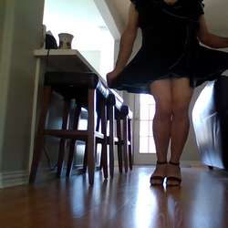 Lucyslips's Chat & Dating Profile