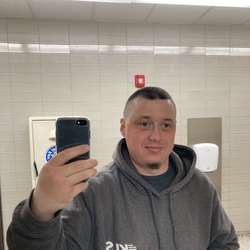LukeGuy's Chat & Dating Profile
