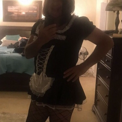 Maidteri's Chat & Dating Profile