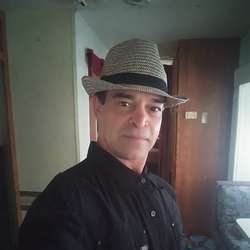 Mandojr09's Chat & Dating Profile