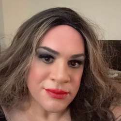 MaraLynneVargas's Chat & Dating Profile