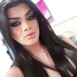 Mariana's Chat & Dating Profile